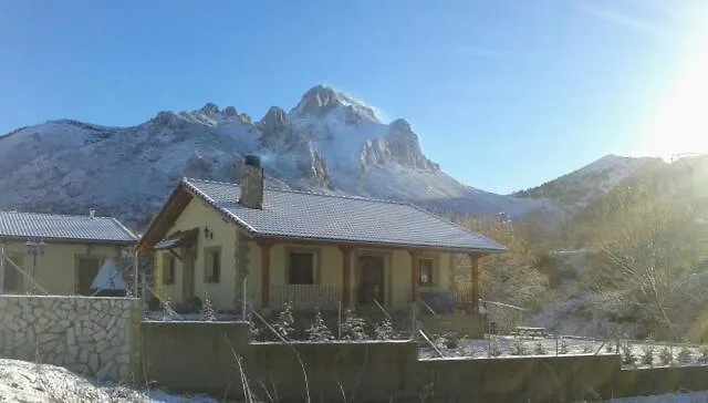 Chalet Refugio Del Cueto***
