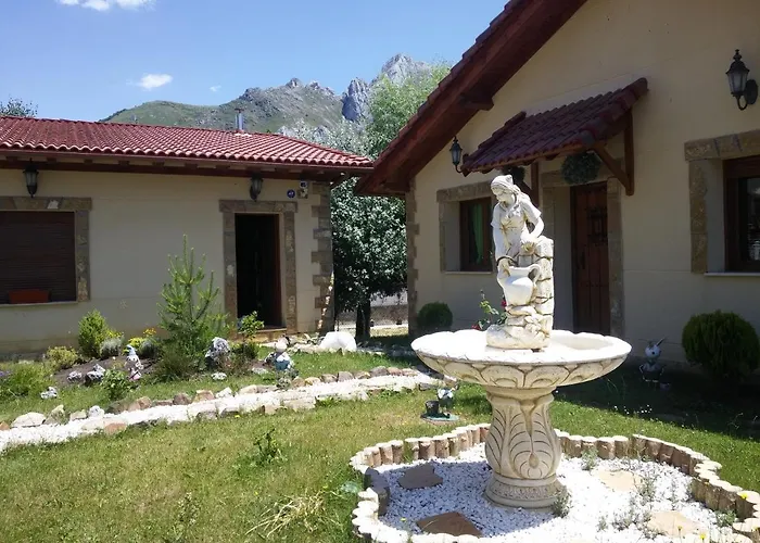 シャレー Refugio Del Cueto*** Villamanín